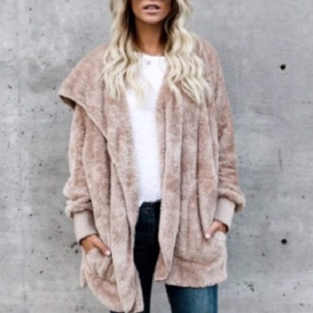 (LAST 1)Softest Teddy Bear Hoodie EVER - Picture 4 of 4